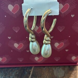 Gold and Pearl Loop Earrings nice weight box vday included